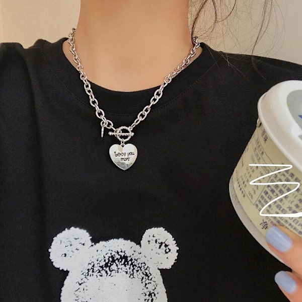 Titaani Teräs Musta Rakkaus Riipus Kaulakoru Korut Riipussetti Koristeelliset Korut 22# silver heart necklace