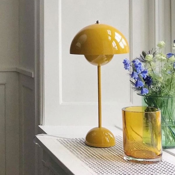 Nordisk stil bordslampa, ögonvänlig LED blomkruka bordslampa, Trefärgad belysning, bärbar för skolbruk - Yellow