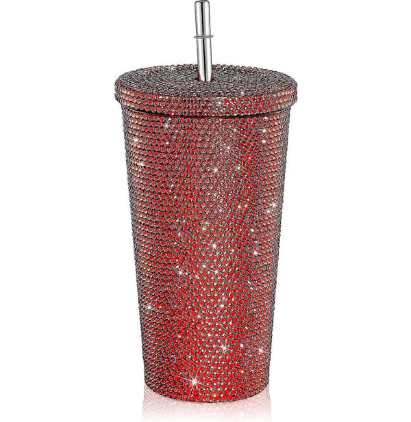 Kimalteleva timanttimuki, glittervesipullo kannella -