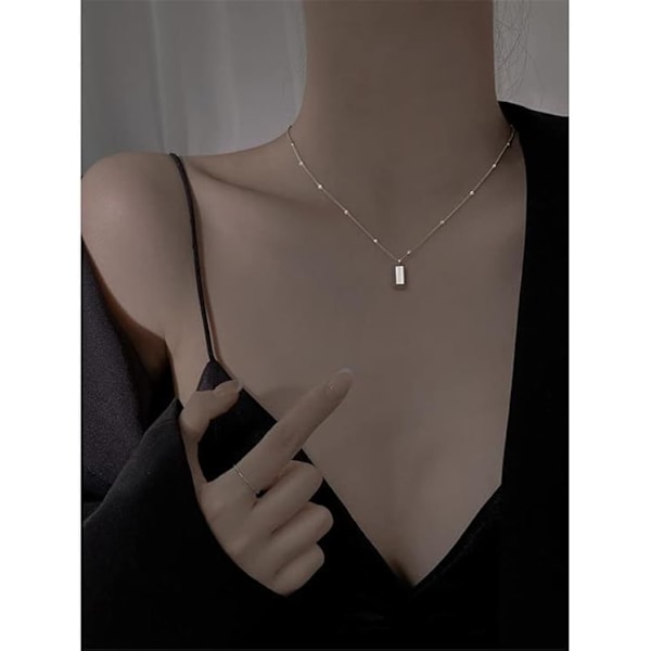 Pieni kultaharkkojen tiiliriipus kaulakoru naisille Linkkiketjut Punk-muoti Soliskuoppa Ketju Choker Korut Hääjuhla Lahja Äiti Lahjat Tyttäreltä