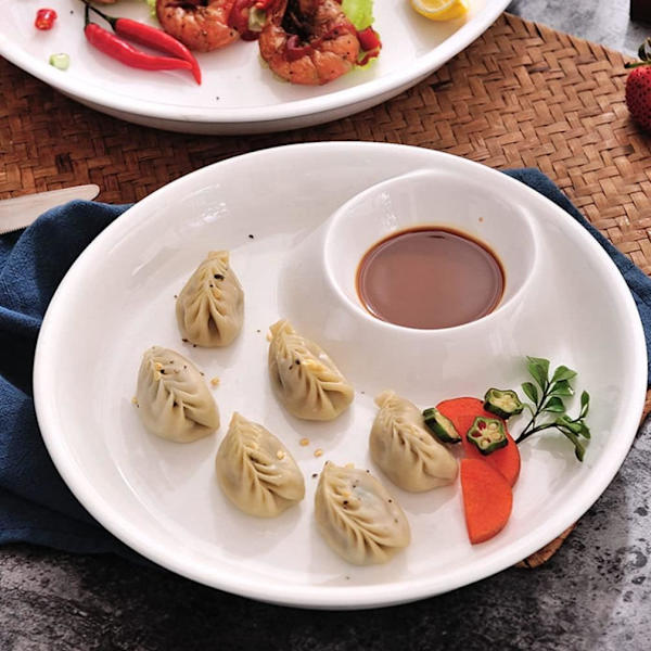 Osastojen kanssa varustetut keraamiset kastikkeet, gyoza-lautanen, japanilainen lautanen, dippi-lautanen, kastikkeiden jakaja, kastikkeiden osasto