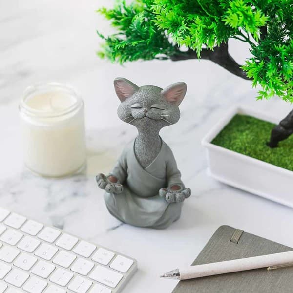 Buddha katt statue meditasjon yoga samleobjekt gave til katt