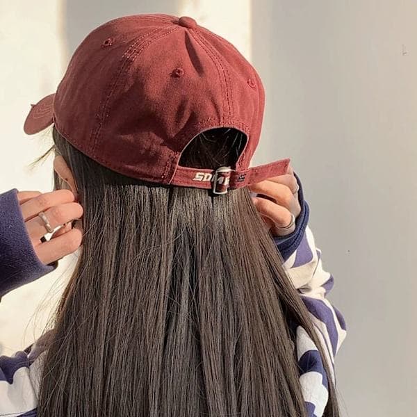 Lippalakki, punainen red