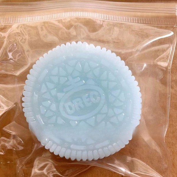 Mjuk Silikon Kex Stress Relief Leksak Simuleringskaka Pinchi Stuffed with taro paste 1pcs