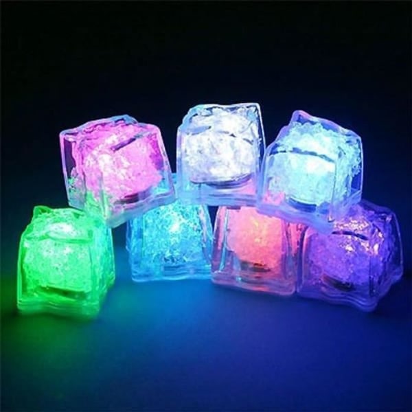 12 lysande isbitar med flerfärgad LED