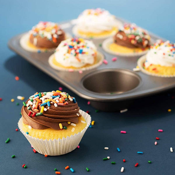 Vita Standard Cupcake Liners Fettfast papper Muffins Bakning Cups 400-Count