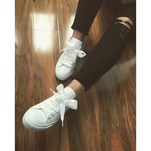Silk Satin Skosnören white