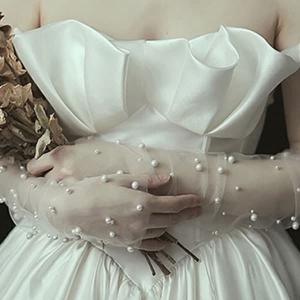 Ruched Mesh Handskar Elegant lång artighet Tulle Faux Pearl Beaded Bröllopsvantar