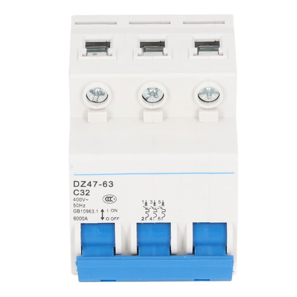 3P effektbryter DIN-skinnemontering effektbrytere 400V 32A bruddkapasitet 6000A
