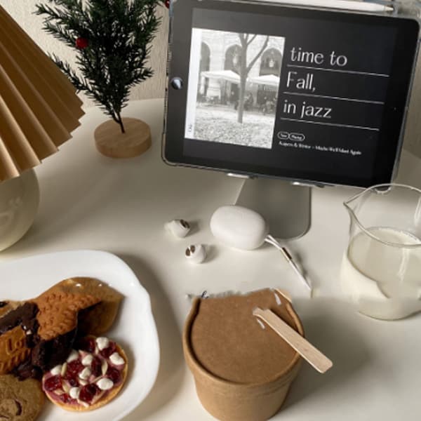 Sammenklappeligt bordstativ til mobiltelefon og tablet i aluminiumslegering til kontor og hjemmebrug