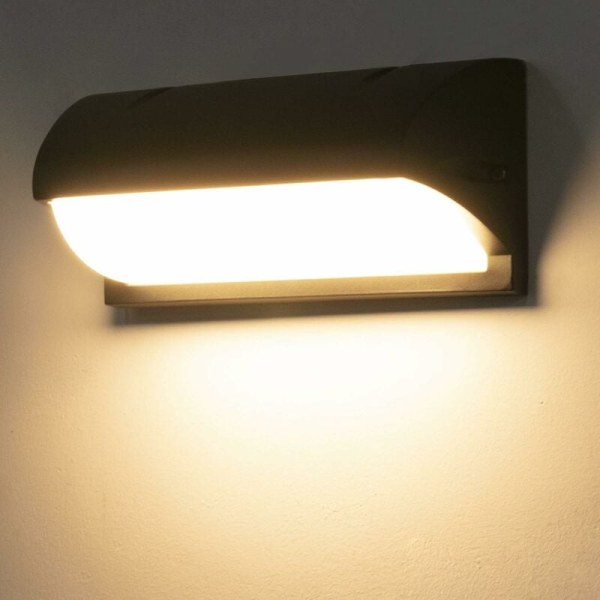 Single Square Semicircle LED Waterproof Outdoor Wall Lamp (D-type 18w Warm White)，for indoor and outdoor