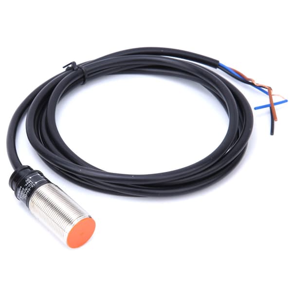 BERM Induktiv Nærhetsbryter 5mm Deteksjonssensor DC 10-30V 3-leder PNP NO