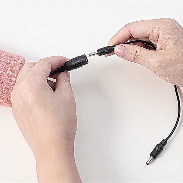 Moderigtige lysegrå USB-opvarmede handsker til kontorarbejde og cykling