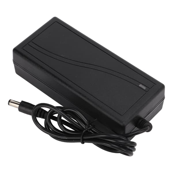 DC5V 6A Strømadapter for LED Lysstripe Sikkerhetsovervåking 100V til 240V Switching Transformator