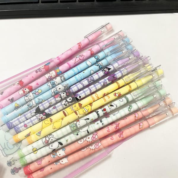 Anime-skoleartikler 12 stk sorte kuglepenne søde merch tilbage til skolen materialer