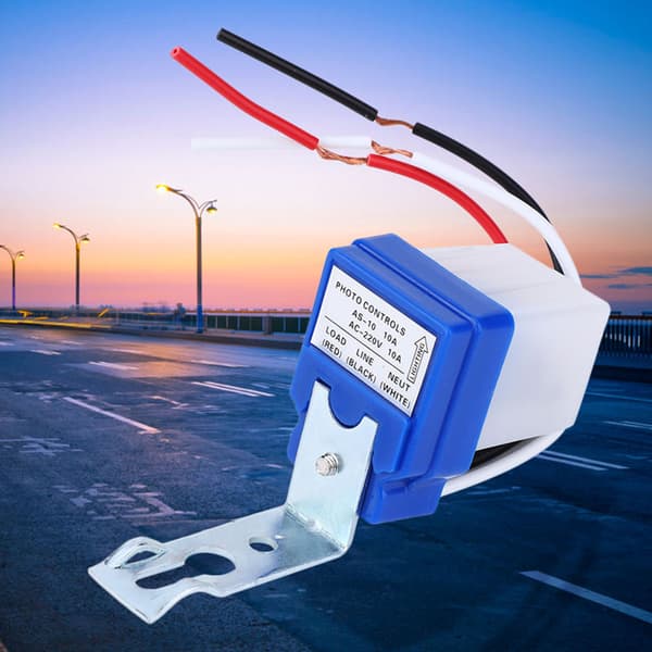 2 stk. Automatisk lysbryter utendørs gatefotocellesensorbryter AS-10A 220V AC