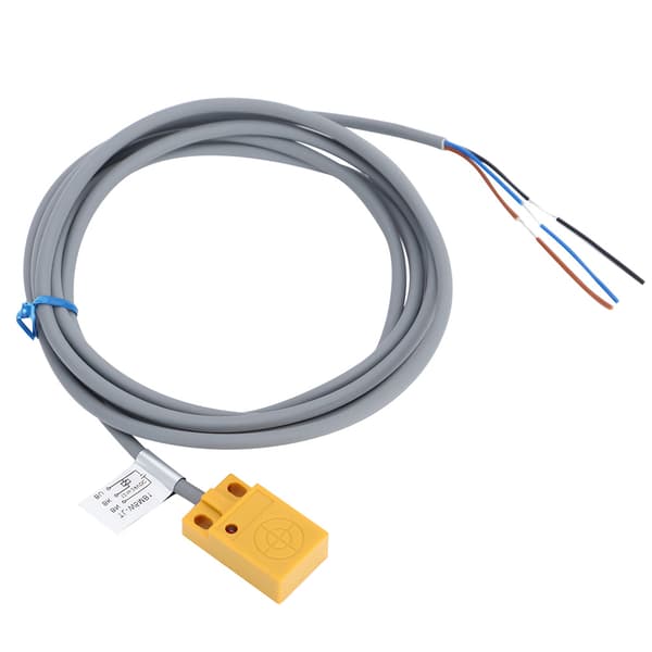 BERM Induktiv Proximity Sensor Switch ABS Skal DC12-24V 3 Ledninger PNP NO 5mm