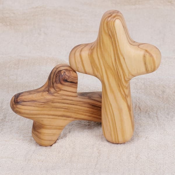 Durable Handmade 5 cm Smooth Comfort Olive Wood Cross