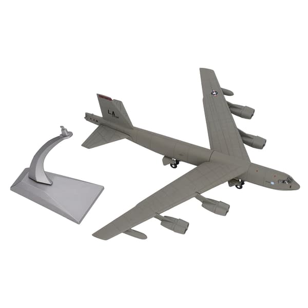 Eksklusiv 1:200 Skala Flymodel med Perfekte Detaljer og Stabil Base