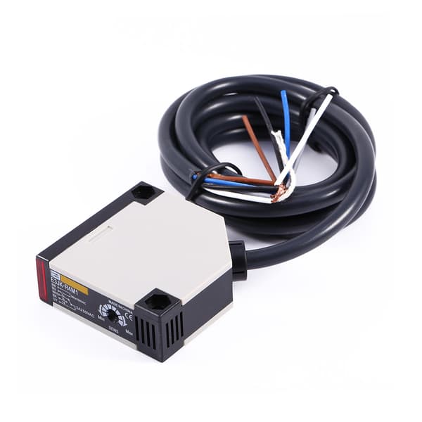 Spekulär Reflektion Fotoelektrisk AC 90‑250V 3A E3Jk R4M1 Sensor Switch