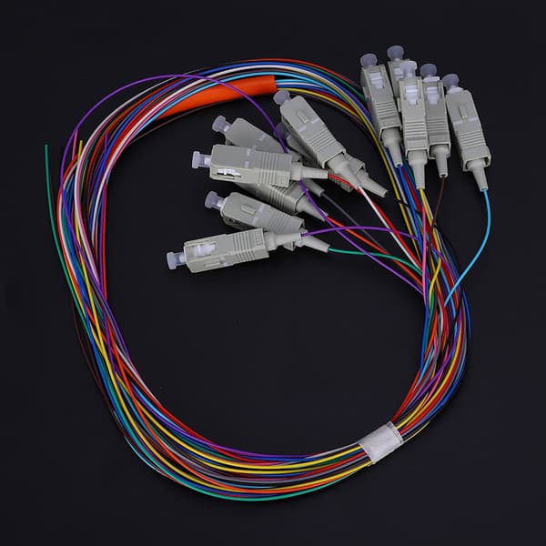 Fiber Pigtail Kabel Multimode Carrier Class Niveau 12 Kerner Sc UPC 62.5/125 med PVC Skal
