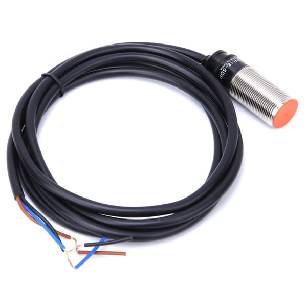 BERM Induktiv Nærhetsbryter 5mm Avstandsdeteksjonssensor DC10~30V 3-leder PNP NO