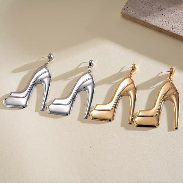 Overdrevne højhælede sko dingleøreringe til kvinder | Chic 3D lang stilet charme dråbeøreringe mode statement smykker skinnende metallisk platform Silver