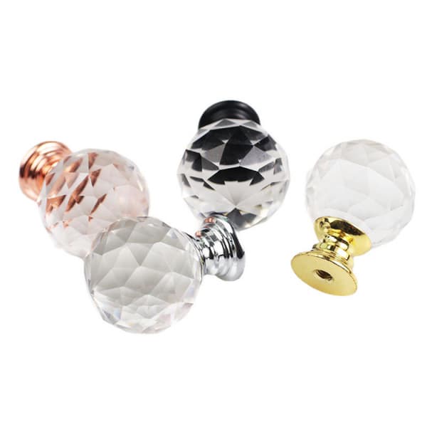 Knoppar 2 st - Diamant/kristall på silverbas Silver