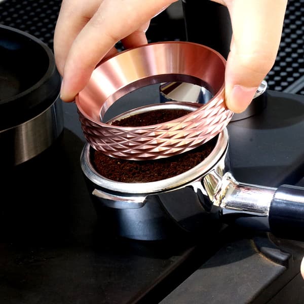 Rosa doseringsring magnetisk undvik röra aluminiumlegering espressodos