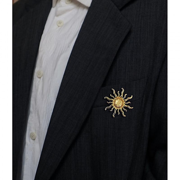 Elegant Outfit Sun Burst 18k Guldpläterad Brosch Mässing Hög Kvalitet