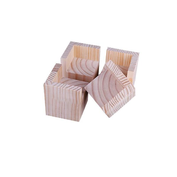 Set om 4 (storlek: 5x5x5 cm) möbellyftar i trä