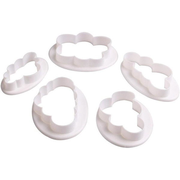 5 stk. forskellige Fluffy Cloud-formede kageudstikkere i plast