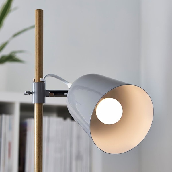 Liten glödlampa LED sfärisk E14 P45 med skruvpaket, 5,5 W (motsvarande 40 W)