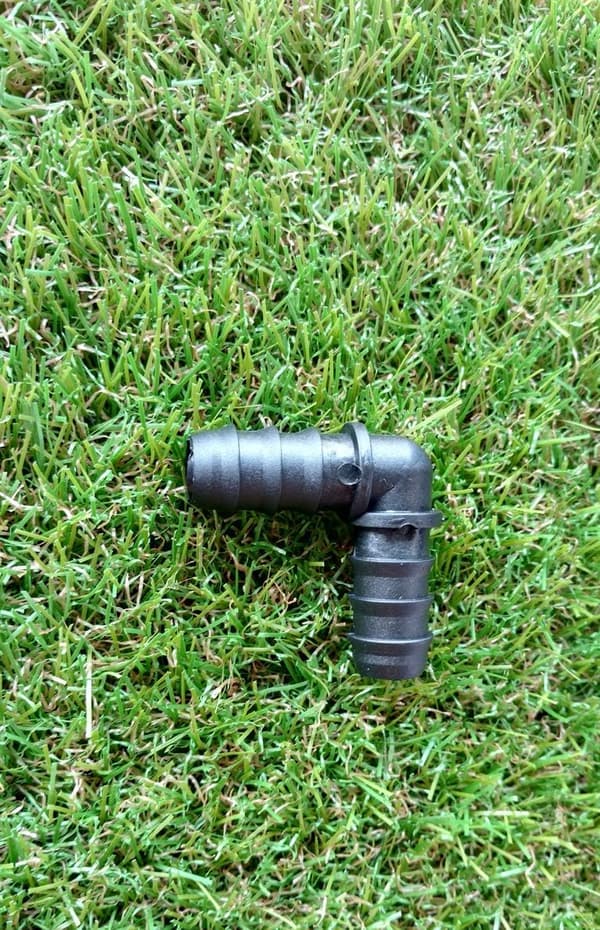 Slangeforbindelser til 20mm vandingssystem (albue)