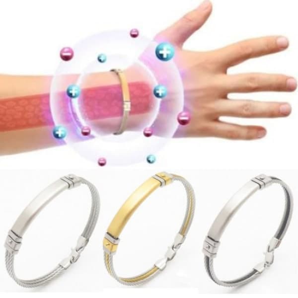 Guldjonterapeutiskt armband i titan