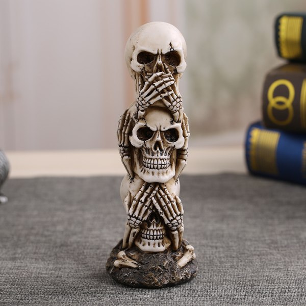 Dekorativt harpiks totem kranium med 3 håndlavede kranie ornamenter overlappende personlighed menneskelige kranie ornamenter | Gotisk dekoration | 17 cm