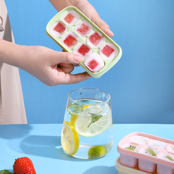 4 Pcs Ice Cube Molds, Ice Cube Tray with Lid Stackable and Dishwa