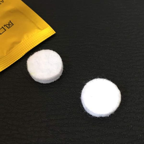 2-pack bildekorationer vackra prästkragar bil luftventilationsklämma Ca