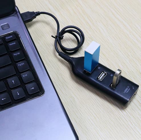 USB 2.0 Hub til 4 porte Sort