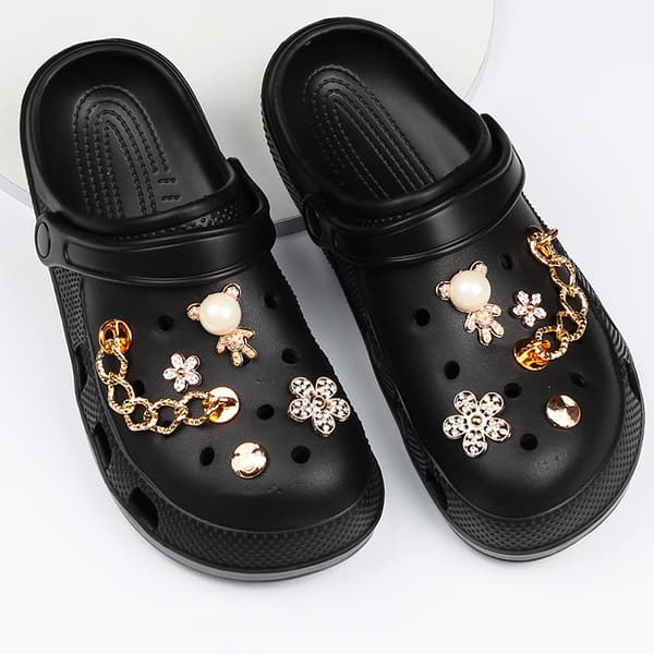 10 Crocs DIY Sko Blomster Dekorasjon Tilbehør Flyttbar Sko Bu