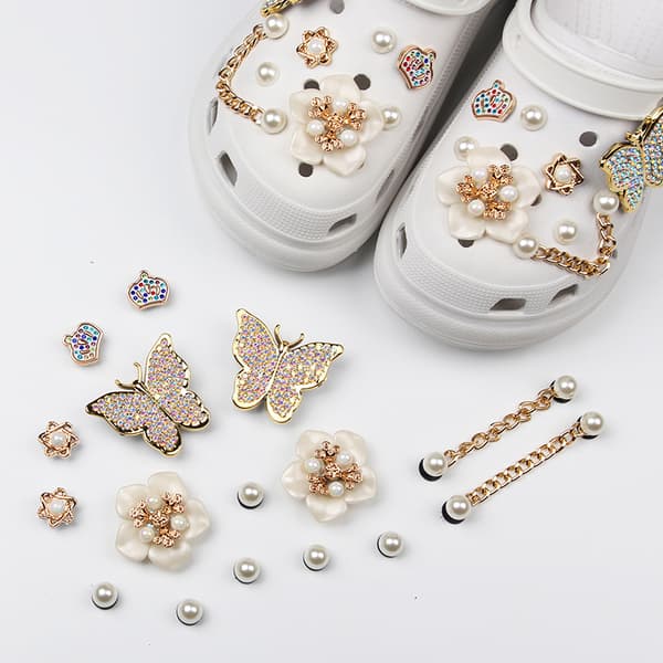 16 Crocs-tilbehørssko-spenner DIY-perlekjede Butterfly Decora