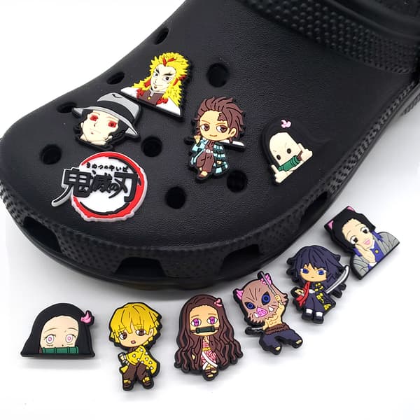 11-delad set kombination anime Demon Slayer Crocs sko blomma dek