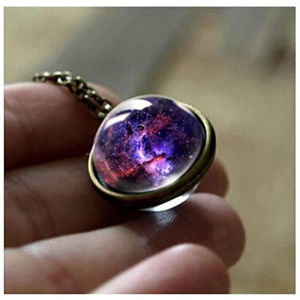 Halsband med Nebula-hänge
