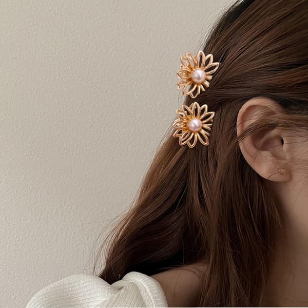 5 små guldmetal tusindfryd blomsterhårklemmer til kvinder og piger