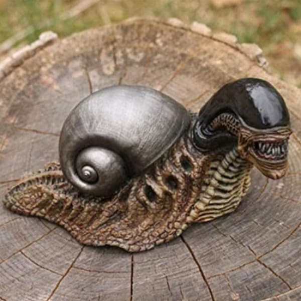 Aliens-etanahahmo, patsaat, malli, punainen