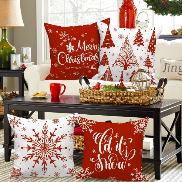 Set med 4 (röda) kuddfodral med jultomte 45x45 cm, God Jul