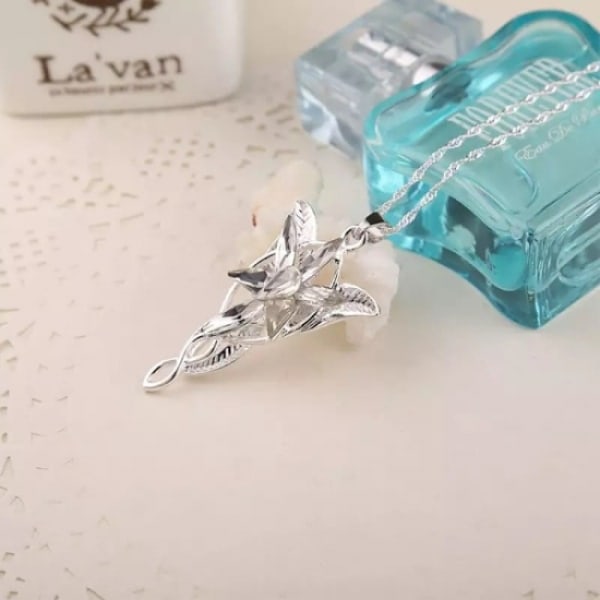Smyckeset Sagan om ringen - Arwen Evenstar - silver
