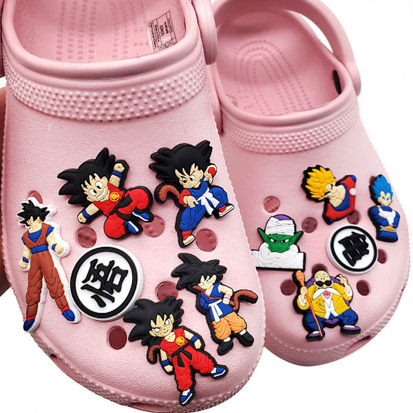 11 kpl/setti Cartoon Croc Shoe -yhdistelmä Dragon Ball Animation Flo
