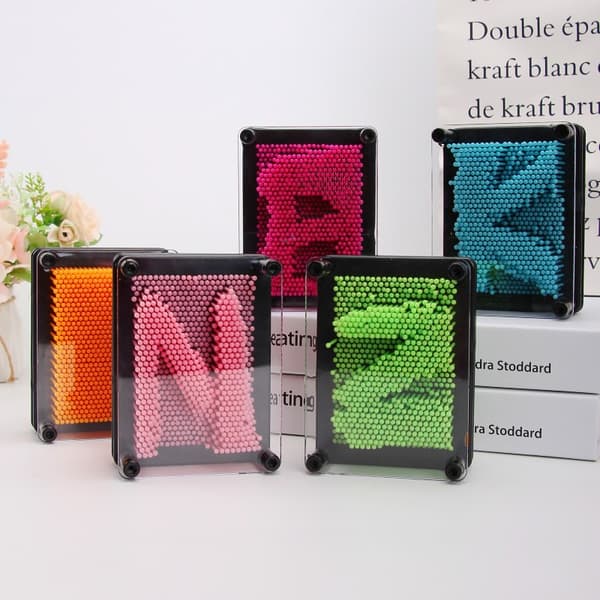 3D Klon Hand Mode Roliga Spel Barnleksak 3D Kon Form Pin Art Var