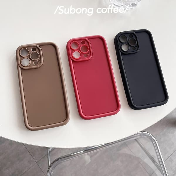 Fint hul stødsikkert stel frostet TPU-telefoncover til iPhone 15 Pro Max